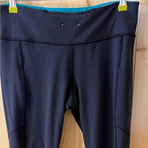 Lululemon Reversible leggings - Picture 2 of 4